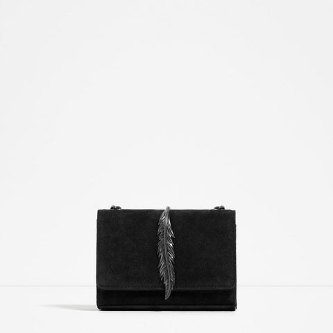 LEATHER CROSS BODY BAG WITH METAL DETAIL